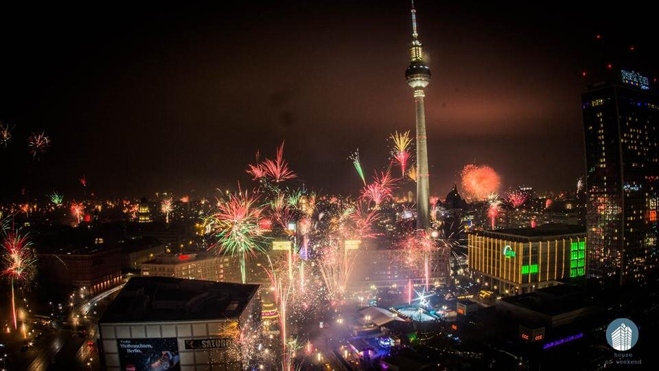 New Years Eve - Rooftop Over Berlin. Club Loftparty at Weekend, Berlin ...